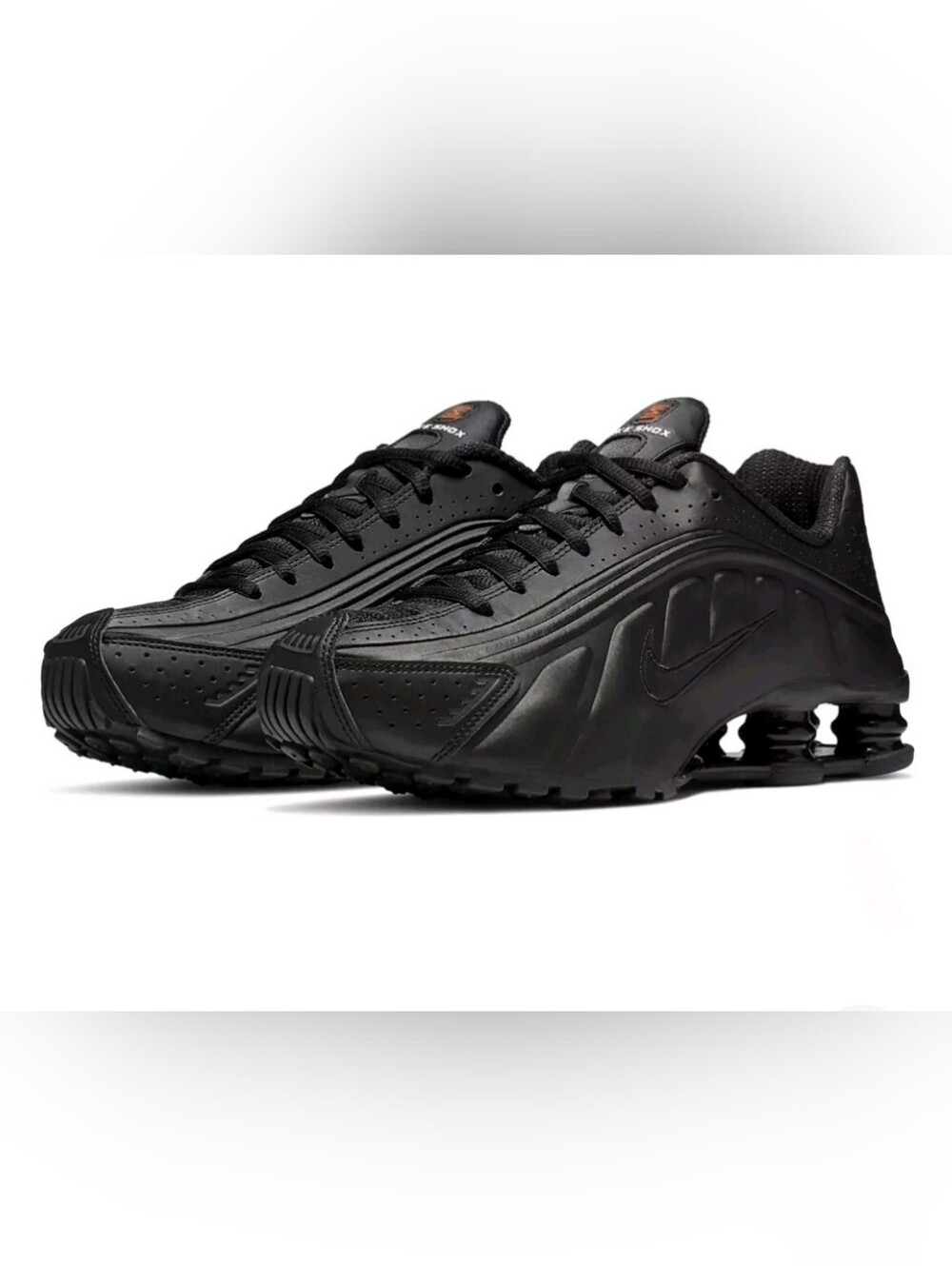 Nike Women's Shox R4 Running Shoes Black/Max Orange  Size W7.5  New, Without box